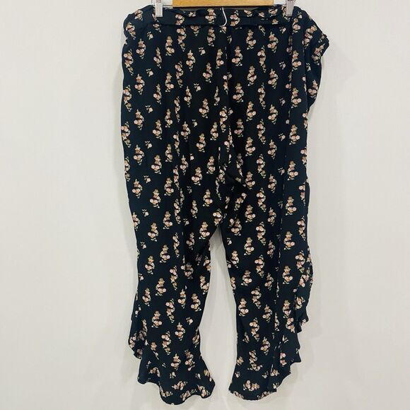 SUSINA 2X Black Floral Pull On Elastic Waist Ruffle Leg Crop Coquette Fairy Pant - Picture 12 of 16